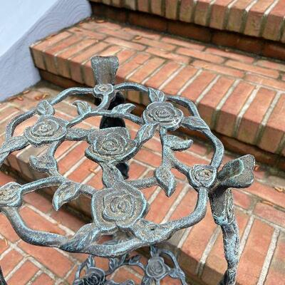 Lot 87 - Patio and Garden Decor