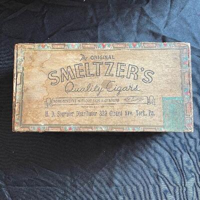 Lot 90 - Assortment of Vintage Boxes and Cigarette Box/Lighters