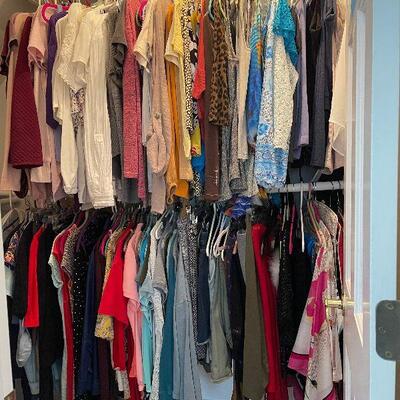 Lot 103 - Ladies Clothing