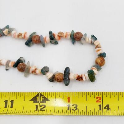 MULT-COLORED STONE NECKLACE GOLD TONED CLASP