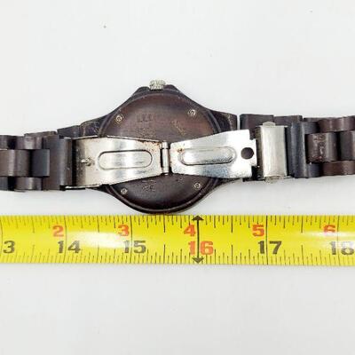 ALLEN LYLE WOOD WATCH - NEW BATTERY
