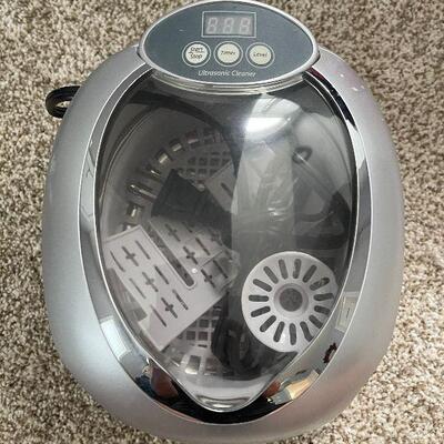 Lot 108 - Luminess AirBrush System and Brookstone Ultrasonic Jewelry Cleaner