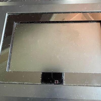 Lot 120 - Photo Frames and Cameras
