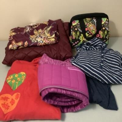 U - 1228 Ladies Clothing Lot - Miscellaneous Sizes & Brands 