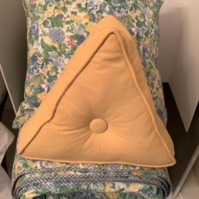 U/B - 1231 Custom  Made King Size Comforter ,Shans , 2 throw pillows  