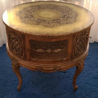 Lot 13: Vintage Large French Provincial Painted Top Drum Table 