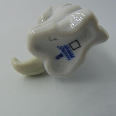 Lladro in Original Box.  #05938