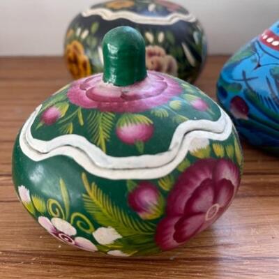 Lot 16LD. Collection of Mexican painted gourds--$75