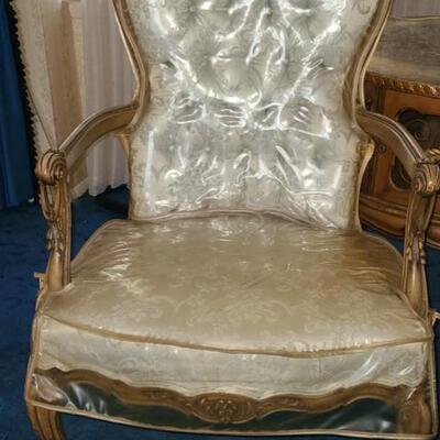Lot 15: Vintage French Provincial Carved Sitting Chairs