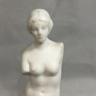 Lot 17 - Small Venus de Milo Figurine
