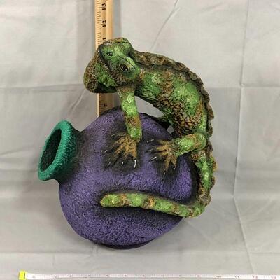 Lot 53 - Purple and Green Iguana Planter