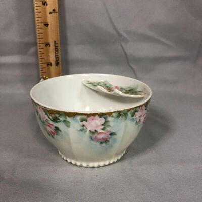 Lot 62 - Elite L France Mustache Cup
