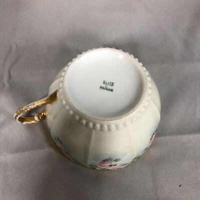 Lot 62 - Elite L France Mustache Cup