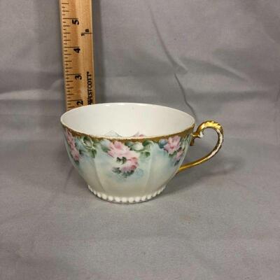 Lot 62 - Elite L France Mustache Cup
