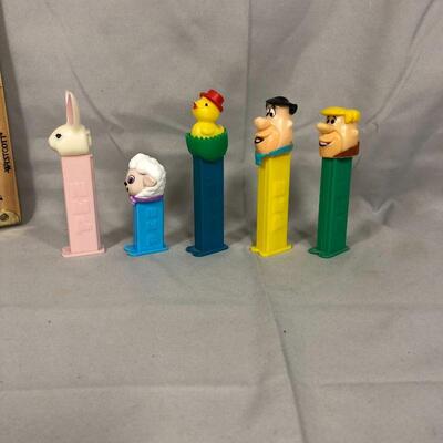 Lot 69 - (5) PEZ Dispensers