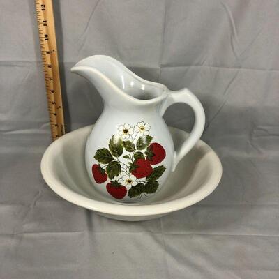 Lot 71 - McCoy Country Strawberries Pitcher and Basin