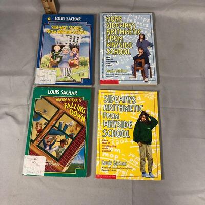 Lot 75 - (11) Juvenile Literature Books