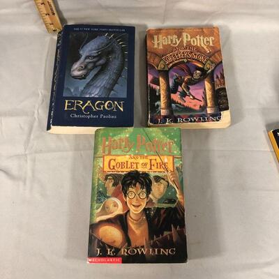 Lot 76 - (11) Juvenile Literature Books