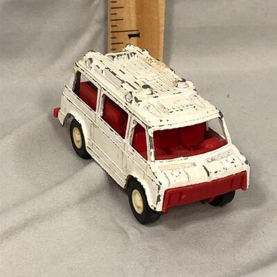 Lot 86 - Tootsietoys Rescue Van