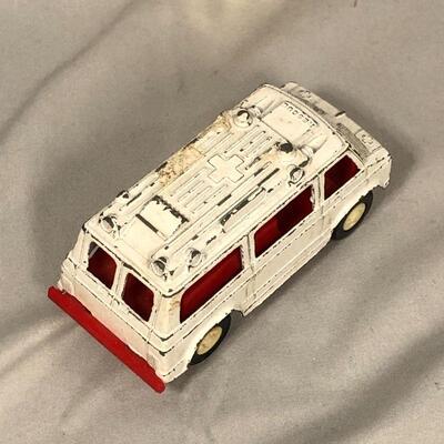 Lot 86 - Tootsietoys Rescue Van