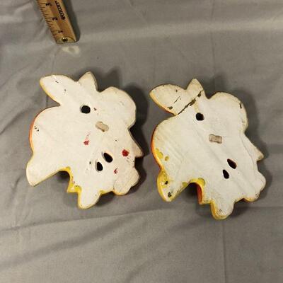 Lot 93 - (2) Plaster Fruit Wall DÃ©cor