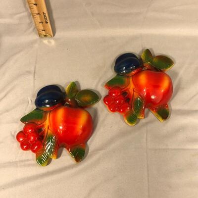 Lot 93 - (2) Plaster Fruit Wall DÃ©cor