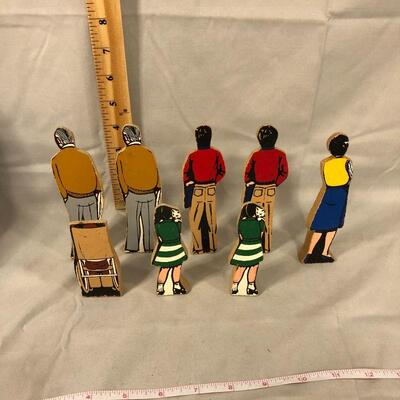 Lot 95 - Wooden Wedge People