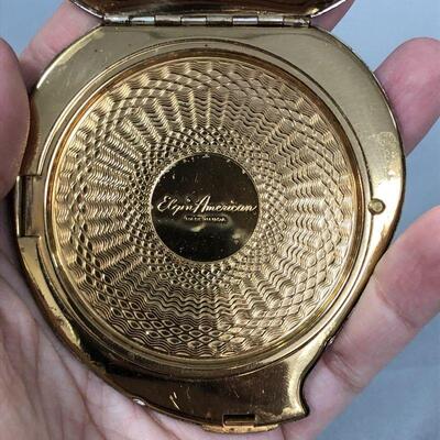Lot 96 - Vintage Elgin American Compact