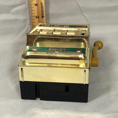 Lot 99 - Small Slot Machine