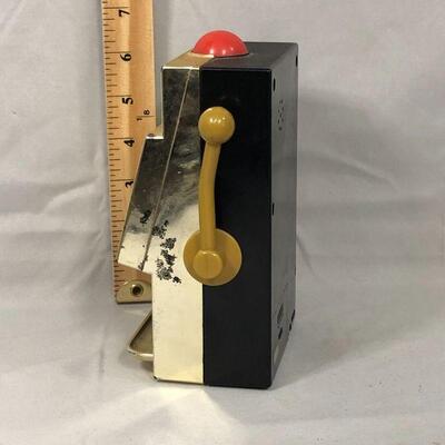 Lot 99 - Small Slot Machine