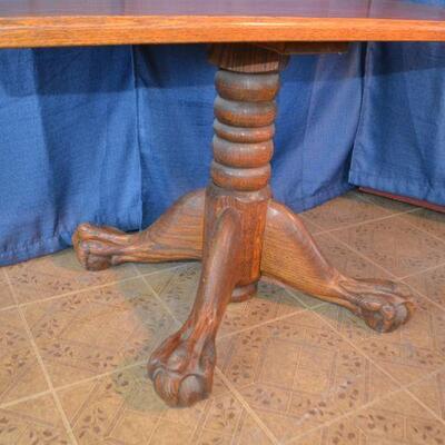 LOT 15 Wood table