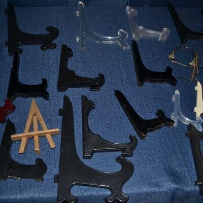 LOT 76 Collection of plate stands