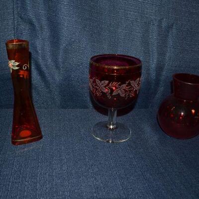 LOT 84 red home Decor