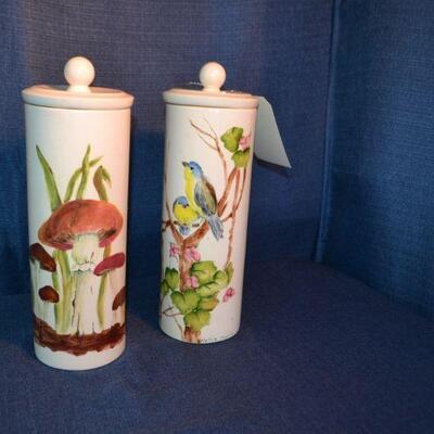 LOT 31 two vintage ceramic canisters