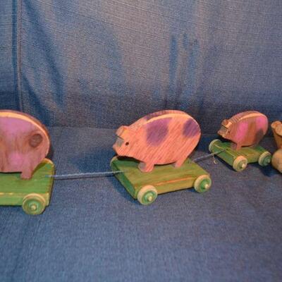 LOT 98 vintage wood toys