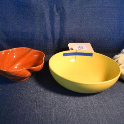 LOT 109 vintage ceramic bowls