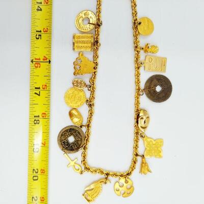 GOLD TONED SMITHSONIAN MUSEUM CHARM NECKLACE 