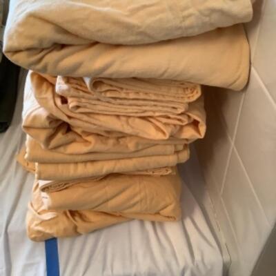 U/B - 1241. Full Size Sheet Sets ( 2 Flannel & 2 Cotton ) 