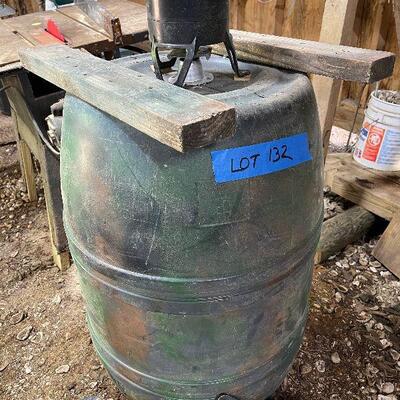 Lot 132 - Deer Feeder (Corn Spreader)