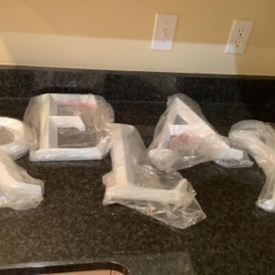 O - 1253. NEW IN Plastic Wooden Letters ( RELAX ) Wall Hangings