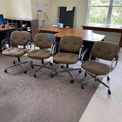 Lot 146 - 4 Office Chairs