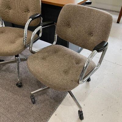Lot 146 - 4 Office Chairs