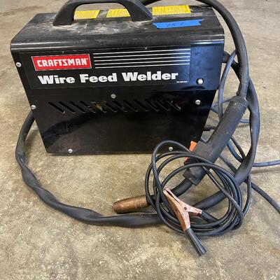 Lot 151 - Craftsman Wire Feed Welder