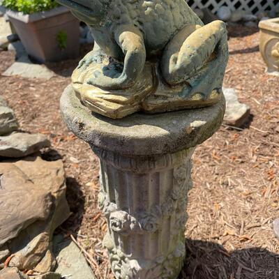 Lot 156 - Garden Decor