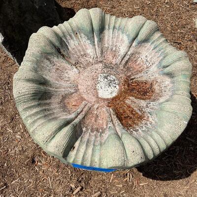 Lot 158 - Bird Bath