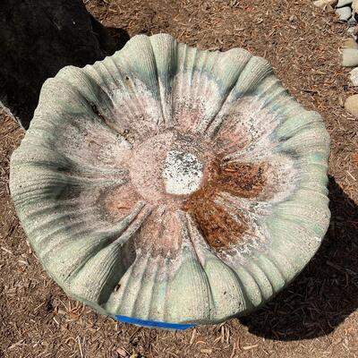 Lot 158 - Bird Bath