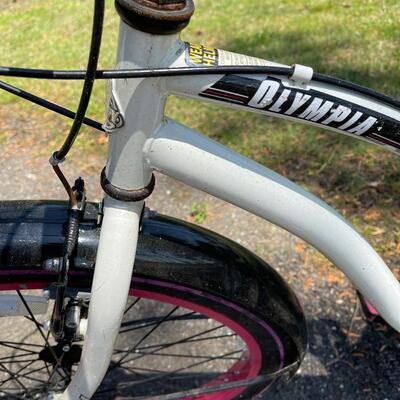 Lot 164 - Huffy Olympia Bicycle