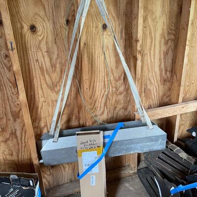 Lot 183 - Lift and Hand Pump