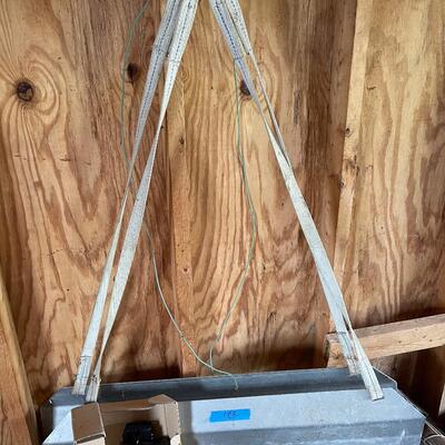 Lot 183 - Lift and Hand Pump