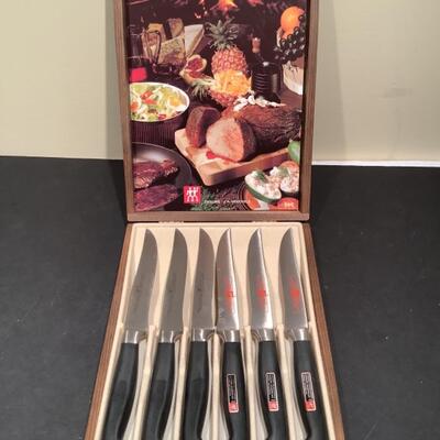 K - 1275. Set of 6,  Zwilling J. A. Henckels  Steak Knives 